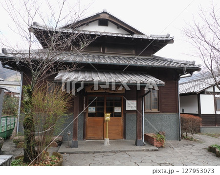 静けさの軒下 ― 湯布の記憶に寄り添う場所 湯の坪温泉 静けさの軒下 ― 湯布の記憶に寄り添う場所 湯の坪温泉 127953073