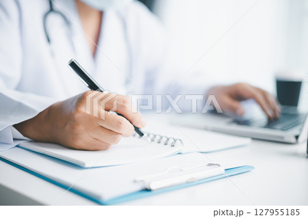 Concept business doctor education essential globalization, student learn and study in university and college to master knowledge needed travel global economy. book stethoscope for medical health care 127955185