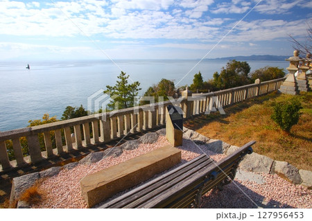 赤穂御崎・恋人の聖地より播磨灘を展望/瀬戸内海国立公園/日本の夕陽百選/伊和都比売神社 127956453