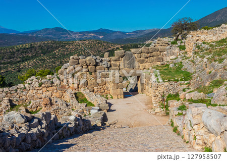 The ruins of the ancient city of Mycenae, Peloponnese, Greece. UNESCO World Heritage Site 127958507