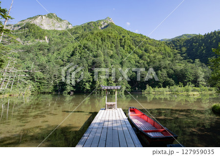 ＜長野＞上高地の絶景　明神池 127959035