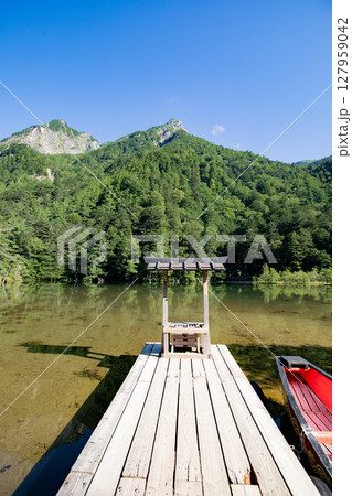 ＜長野＞上高地の絶景　明神池 127959042