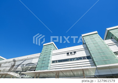 福井県福井市 快晴のJR福井駅(西口) 福井県福井市 快晴のJR福井駅(西口) 127961579