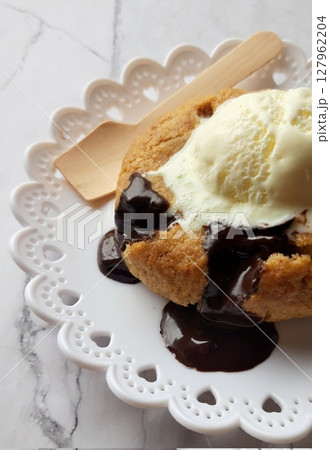 Crispy on the outside, gooey on the inside cookie boom explodes with rich chocolate chunks in every bite. A bold and indulgent treat for true cookie lovers. Crispy on the outside, gooey on the inside cookie boom explodes with rich chocolate chunks in every bite. A bold and indulgent treat for true cookie lovers. 127962204