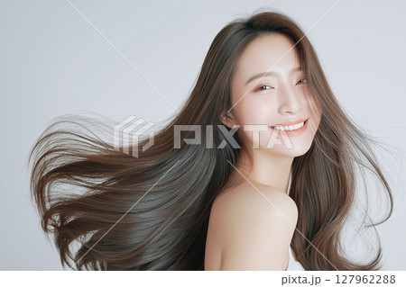 笑顔のロングヘア女性「AI生成画像」 127962288