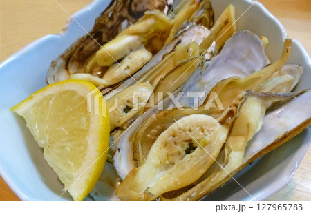 有明海名産、アゲマキ貝のバター焼きの写真 有明海名産、アゲマキ貝のバター焼きの写真 127965783