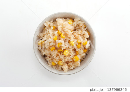 美味しそうなとうもろこしご飯 美味しそうなとうもろこしご飯 127966246