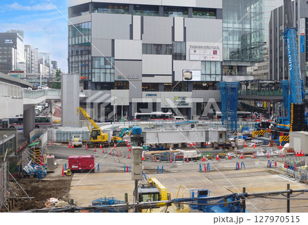 渋谷駅前風景 渋谷 都市開発 工事中 ビル群 再開発 渋谷駅前風景 渋谷 都市開発 工事中 ビル群 再開発 127970515
