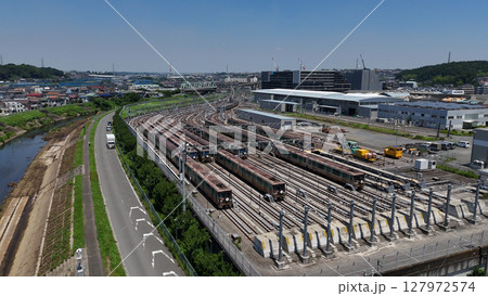 横浜地下鉄グリーンラインの川和車両基地（空撮） - 横浜市都筑区,日本 127972574