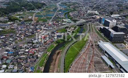 青砥町・北八朔町・川和の町並み（空撮） - 横浜市緑区･都築区,日本 127972582