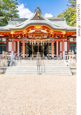 泣き相撲の越木岩神社(子宝、安産祈願の神)拝殿(御神体は甑岩) 西宮市甑岩町 泣き相撲の越木岩神社(子宝、安産祈願の神)拝殿(御神体は甑岩) 西宮市甑岩町 127974775