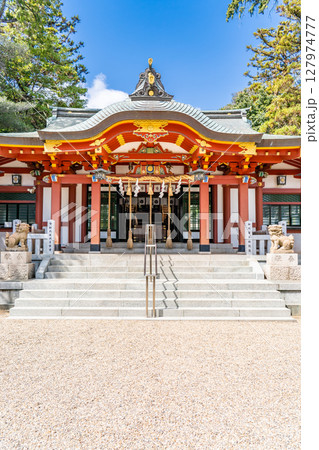 泣き相撲の越木岩神社(子宝、安産祈願の神)拝殿(御神体は甑岩) 西宮市甑岩町 泣き相撲の越木岩神社(子宝、安産祈願の神)拝殿(御神体は甑岩) 西宮市甑岩町 127974777