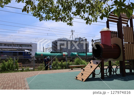 貨物列車の連結も見られる新川崎ふれあい公園(神奈川県川崎市幸区) 貨物列車の連結も見られる新川崎ふれあい公園(神奈川県川崎市幸区) 127974816