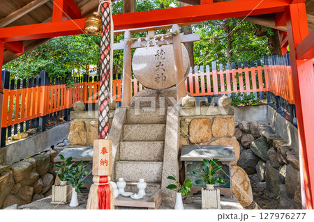 越木岩神社の境外末社 苦楽園神社 国龍大神 西宮市苦楽園 越木岩神社の境外末社 苦楽園神社 国龍大神 西宮市苦楽園 127976277