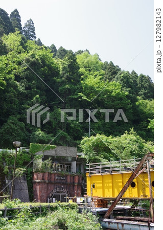 愛媛県新居浜市 別子銅山・端出場エリアの第四通洞と四通橋 愛媛県新居浜市 別子銅山・端出場エリアの第四通洞と四通橋 127982143