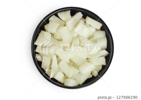 Onion slices in a ceramic bowl isolated on a white background. Top view. Flat lay. 127986290