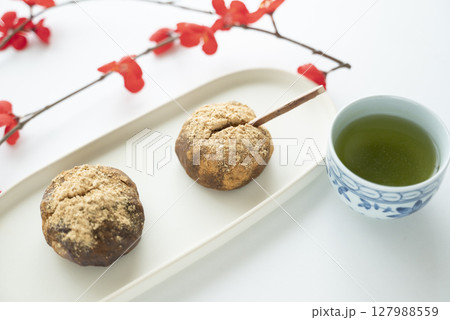 美味しそうな和菓子 127988559