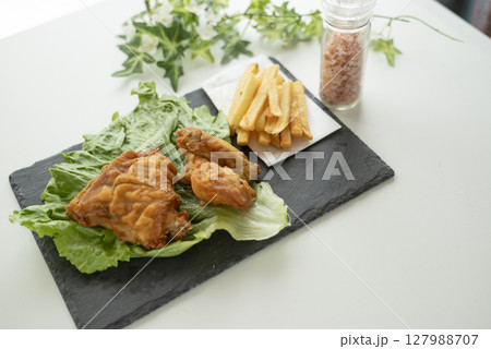 みんな大好きフライドチキン みんな大好きフライドチキン 127988707