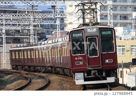 【阪急】8300系 準急（京都線：西京極駅） 127988945