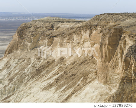 カザフスタン・ウスチュルト台地　ボスジラの岩山 / Bozhira, Mangystau 127989276