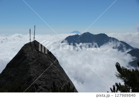 剣と鳳凰三山 127989840