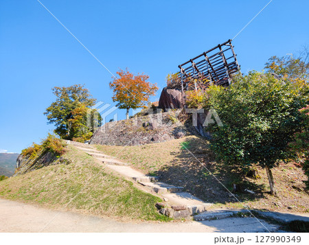 苗木城跡（秋）：天守展望台 127990349