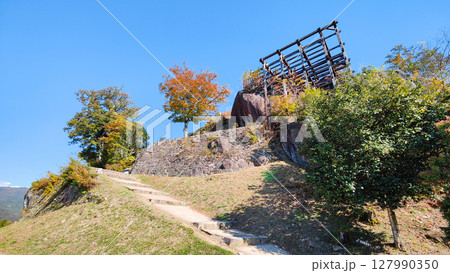 苗木城跡（秋）：天守展望台 127990350