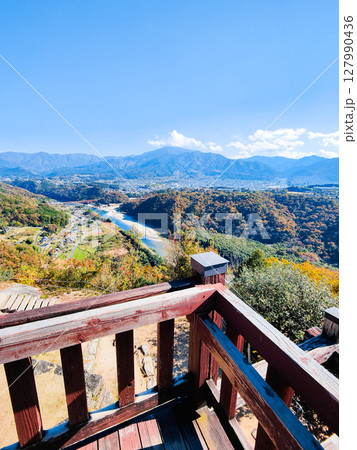 苗木城跡（秋）：天守展望台からの眺め 127990436