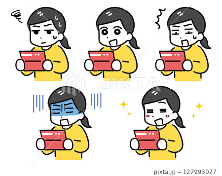 通帳を見ている若い女性の表情のセット 通帳を見ている若い女性の表情のセット 127993027