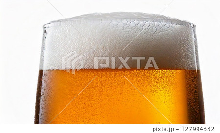 グラス入りビールのイメージ 余白 16:9サイズ AI生成素材 グラス入りビールのイメージ 余白 16:9サイズ AI生成素材 127994332