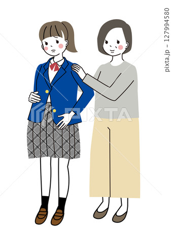 高校生の妊娠　不安そうな女の子と温かく見守るお母さん 127994580
