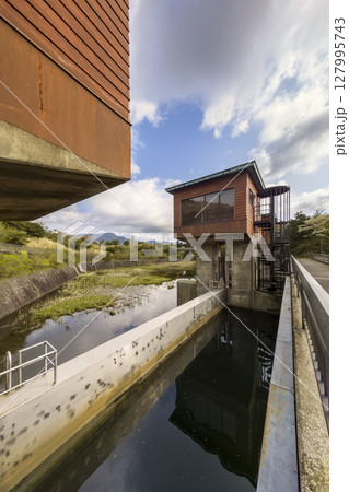 箱根・湖尻水門 / Hakone, Japan 127995743