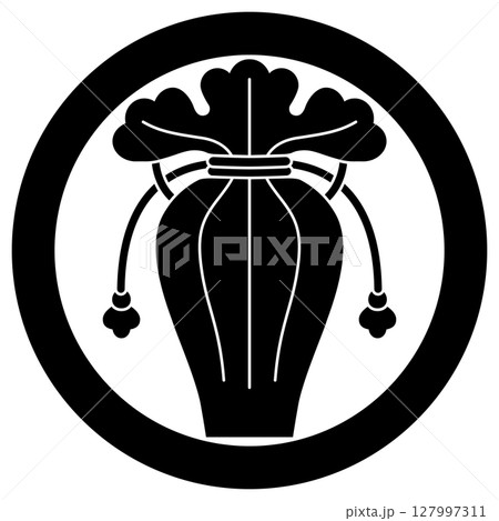 家紋です。丸に瓶子と言います。 家紋です。丸に瓶子と言います。 127997311