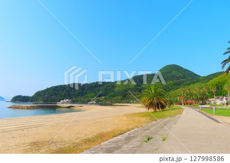 【山口県】周防大島の片添ヶ浜海水浴場 【山口県】周防大島の片添ヶ浜海水浴場 127998586