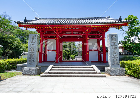 香川県、屋島にある八十八ケ所霊場第八十四番札所屋島寺 香川県、屋島にある八十八ケ所霊場第八十四番札所屋島寺 127998723