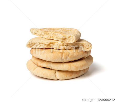 Pita flat bread, wheaten pitta flatbread also known as Arabic bread, chapati, greek pita naan, khubz 128000212