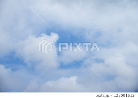 夏の空 青空 晴れ 夏 7月 イメージ 夏の空 青空 晴れ 夏 7月 イメージ 128001612