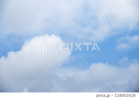 夏の空 青空 晴れ 夏 7月 イメージ 夏の空 青空 晴れ 夏 7月 イメージ 128001620