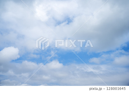 夏の空 青空 晴れ 夏 7月 イメージ 夏の空 青空 晴れ 夏 7月 イメージ 128001645