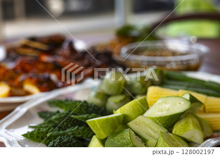 Fallen Leaves Fall On The Lawn, Video footage for nature and cinematic in seasonal scenes. 128002197