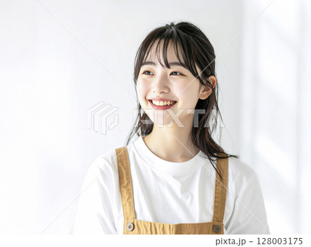笑顔の若い日本人の女性 AI生成画像 笑顔の若い日本人の女性 AI生成画像 128003175
