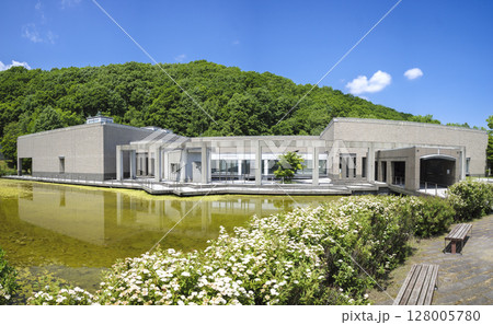札幌芸術の森美術館（地域スポット 周辺施設シリーズ） 128005780
