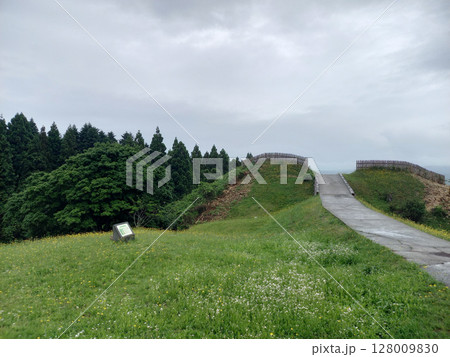 上ノ国勝山館 搦手門と柵 上ノ国勝山館 搦手門と柵 128009830