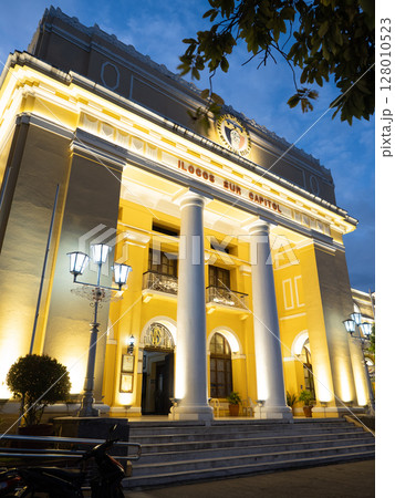 フィリピンのビガン 128010523