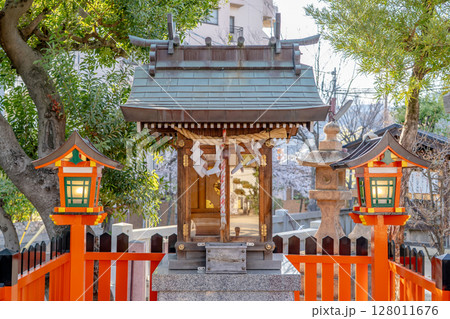 学業や金運の御利益をもたらす打出天神社（天満宮）摂末社　稲荷神社　芦屋市春日町 128011676
