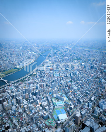 東京スカイツリー展望デッキから見た街並み 東京スカイツリー展望デッキから見た街並み 128013437