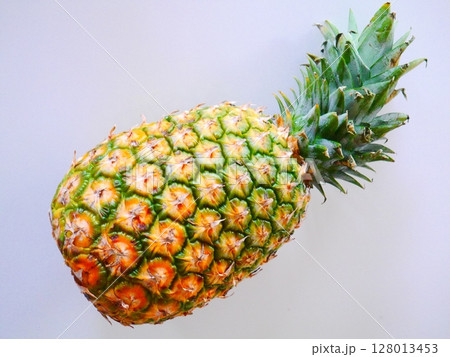 パイナップル 128013453