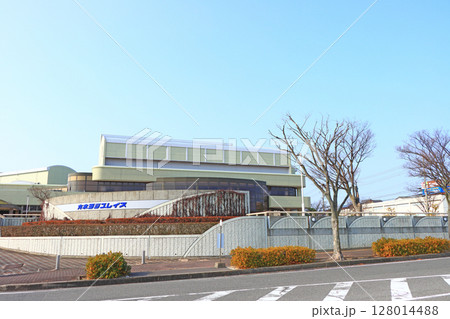 愛知県みよし市、みよし市勤労文化会館の風景 愛知県みよし市、みよし市勤労文化会館の風景 128014488