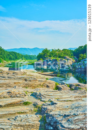 秩父　長瀞渓谷　夏の風景 128015139