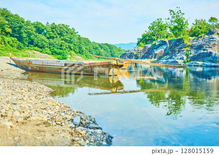 秩父　長瀞渓谷　夏の風景 128015159